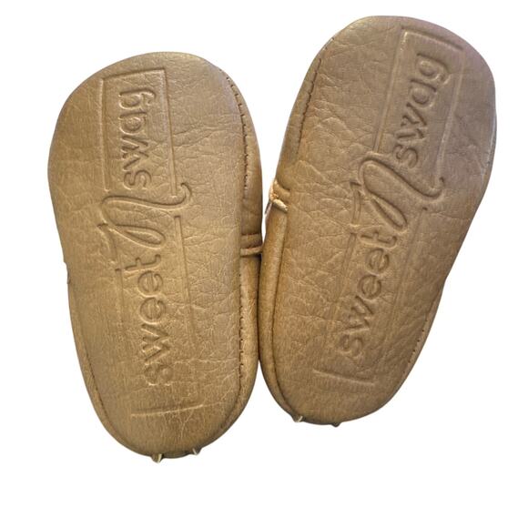 Sweet N Swag Baby Loafer Moccasins in 'Meerkat Brown' Size 1 New in Box - Picture 4 of 6